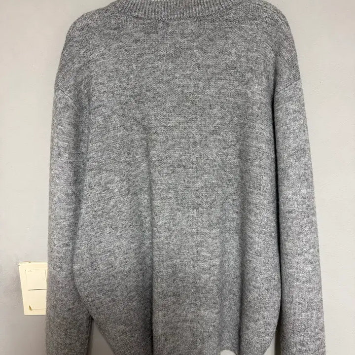 [SOLD OUT] 무드인사이드 니트 그레이 M 새상품