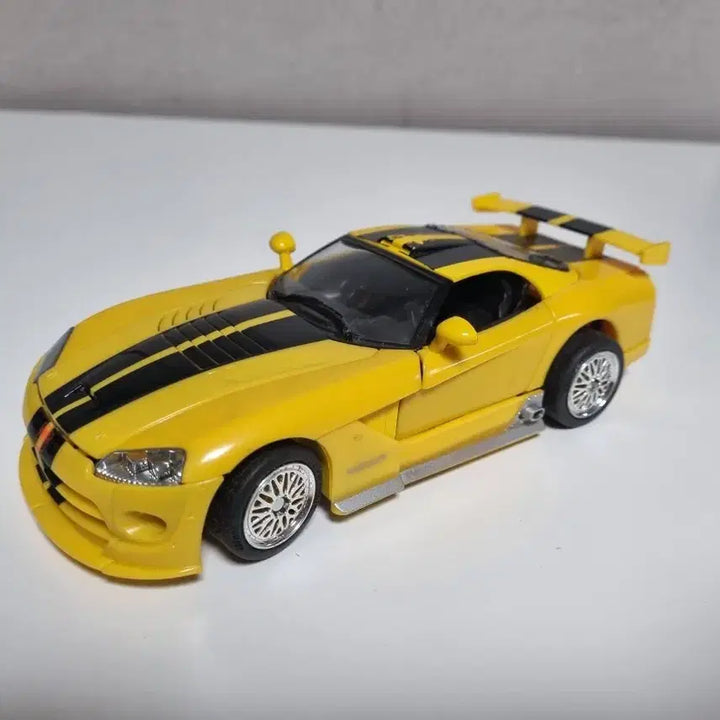 [BUNJANG] Transformers Alternators Sunstreaker Action Figure / 트랜스포머 알터네이터즈 썬스트리거