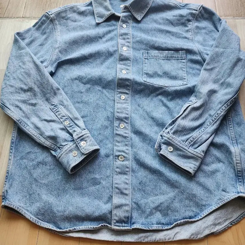 [BUNJANG] Arket Denim Shirt / 아르켓 데님 셔츠 M정도(표기S)