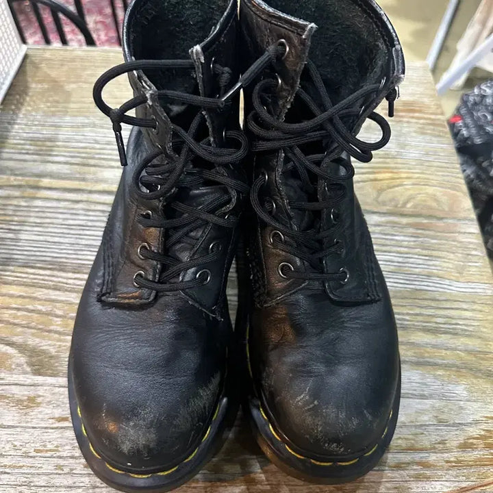 [BUNJANG] Dr. Martens Boots Size 230 / 닥터마틴 워커 230