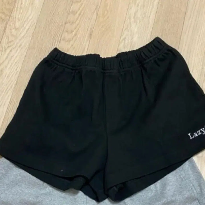 [SOLD OUT] 레이지지 숏팬츠