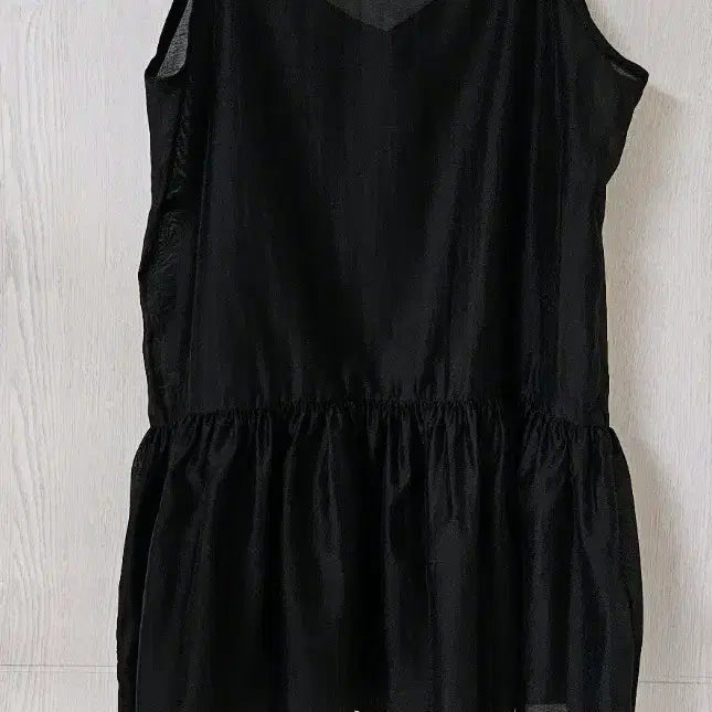 [SOLD OUT] 뷔스티에 조끼 새옷