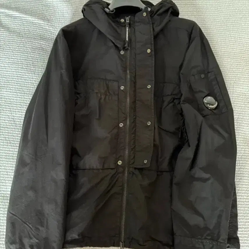 [BUNJANG] CP Company Hooded Jacket Black / CP컴퍼니 후드 자켓 블랙 씨피컴퍼니 바람막이