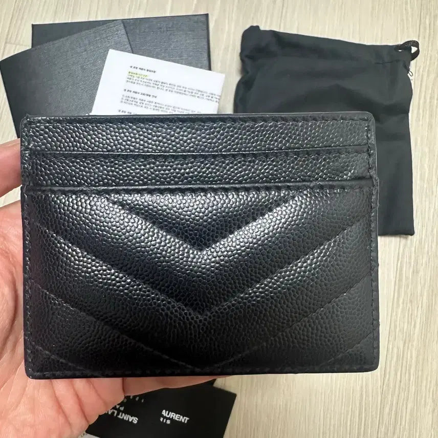 [BUNJANG] Saint Laurent Matelassé Cardholder Black Full Set / 생로랑 마틀라세 카드지갑 블랙 정품(풀구성)
