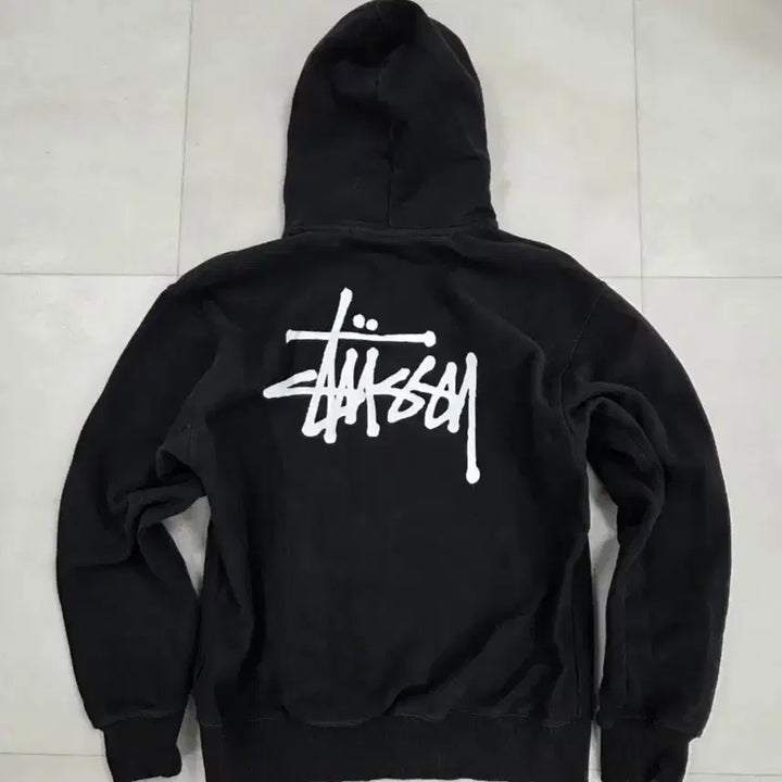 [SOLD OUT] 스투시 후드티 l 사이즈 판매합니다