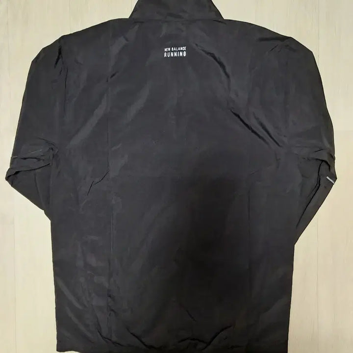 [SOLD OUT] [새상품_정품] 뉴발란스 남성 패커블 바람막이 100