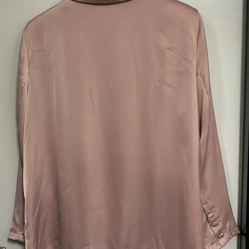 [SOLD OUT] 새틴 핑크 잠옷