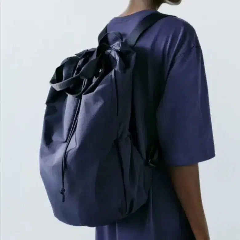 [BUNJANG] Uniqlo U Blue Backpack / 유니클로u 블루 백팩