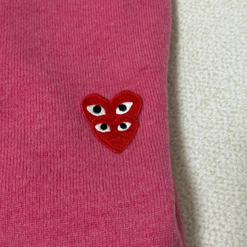 [SOLD OUT] (새상품/무배) 꼼데가르송 정품 더블하트 와펜 울 가디건 핑크 S