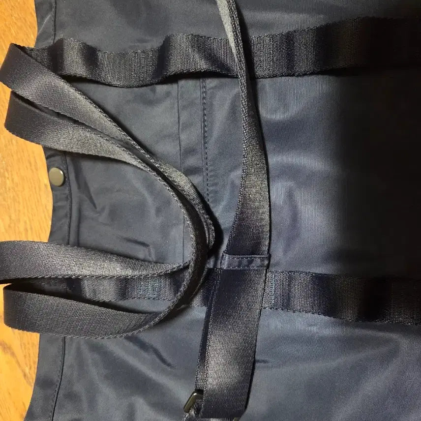 [SOLD OUT] 코스 토트백 나일론