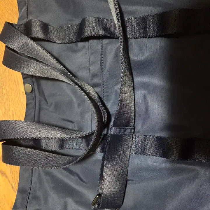 [SOLD OUT] 코스 토트백 나일론