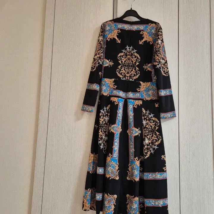 [SOLD OUT] Sandro 블랙 패턴 롱 원피스