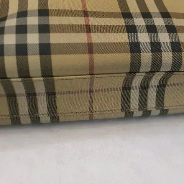 [BUNJANG] Burberry Classic Check Hobo Bag / 버버리 클래식 체크  호보백