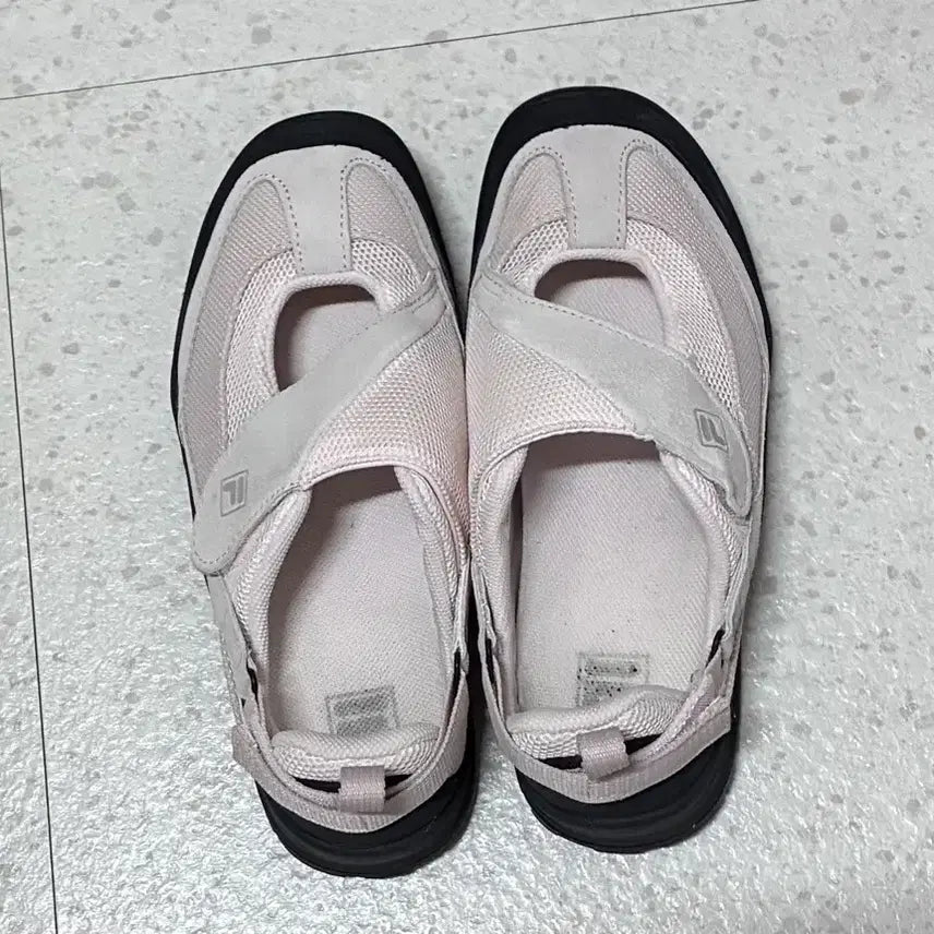 [SOLD OUT] 휠라멜비스핑크_오늘발송(최종할인)