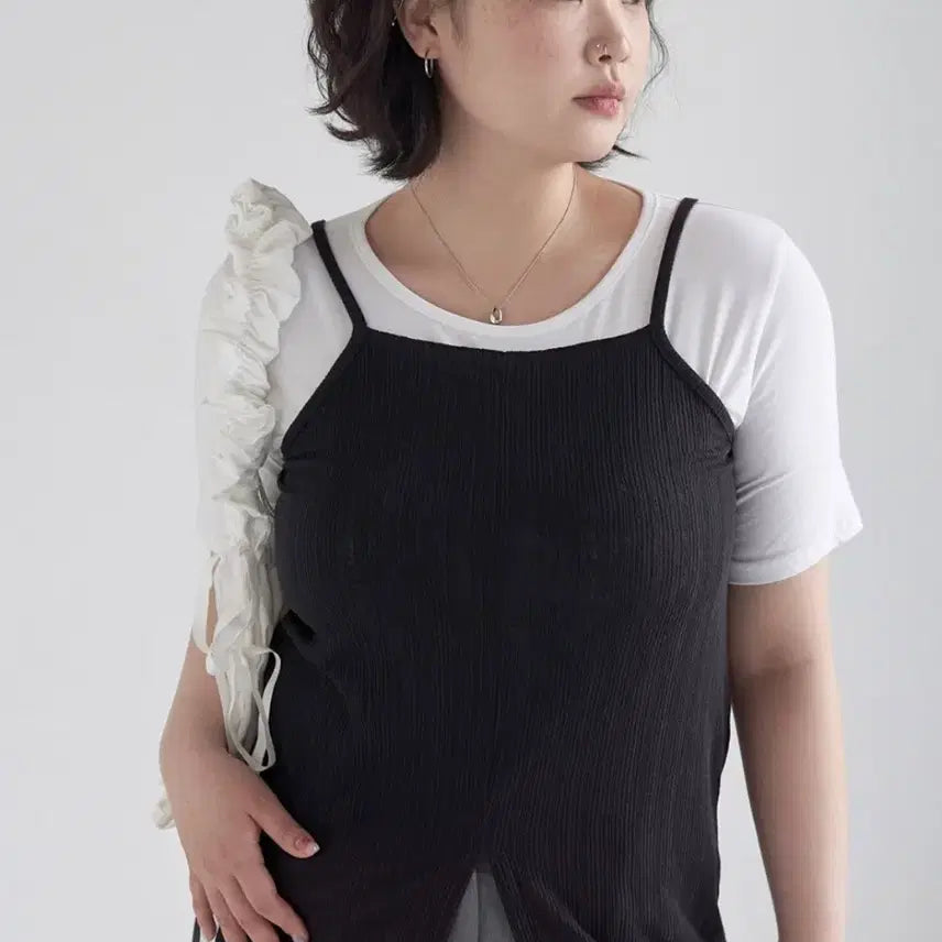 [SOLD OUT] 미착용새상품)당당걸 브히즈 트임 골지 레이어드뷔스티에 끈나시 원피스