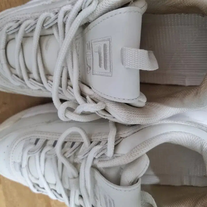 [BUNJANG] Fila Disruptor White Sneakers 235 / 휠라 디스럽터굽흰색 스니커즈 235