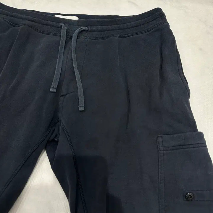 [BUNJANG] Stone Island Cargo Jogger Pants Navy XL / [XL] 스톤아일랜드 카고 조거 팬츠 (네이비)