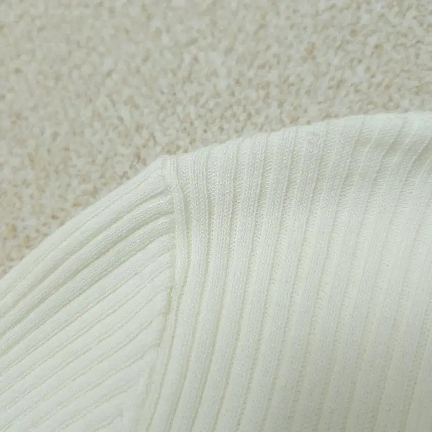 [BUNJANG] NAIN Ivory Slim-Fit Collar Knit Top / (F)NAIN 여성 카라 반팔 니트 슬림핏 아이보리 W3098