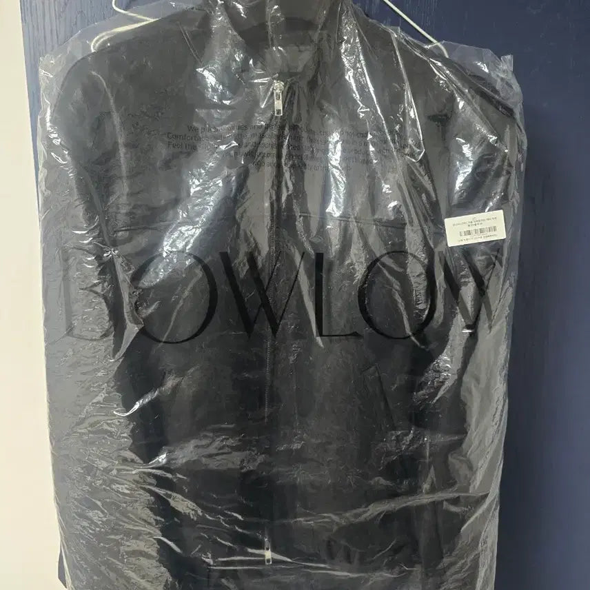 [SOLD OUT] BOWLOW 블랙 크롭 스탠드카라 레더 자켓 XL