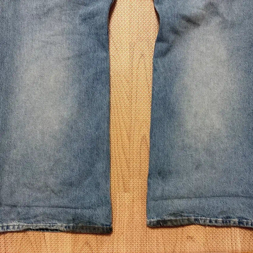 [BUNJANG] Acne Studios B00403 Straight Denim Pants / 아크네 더티워싱 스트레이트 데님 팬츠 34 정품