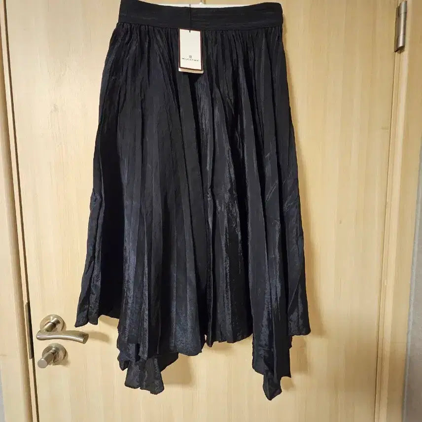[SOLD OUT] 모조에스핀 플리츠 스커트 66