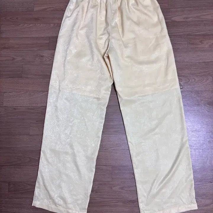 [BUNJANG] Headerment Satin Training Pants / 헤더먼트 새틴 팬츠