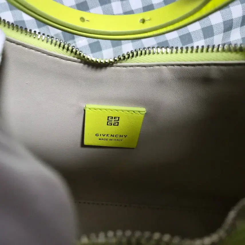 [BUNJANG] Givenchy Hobo Shoulder Bag Fluorescent Yellow / 지방시 호보 숄더백 형광 옐로우