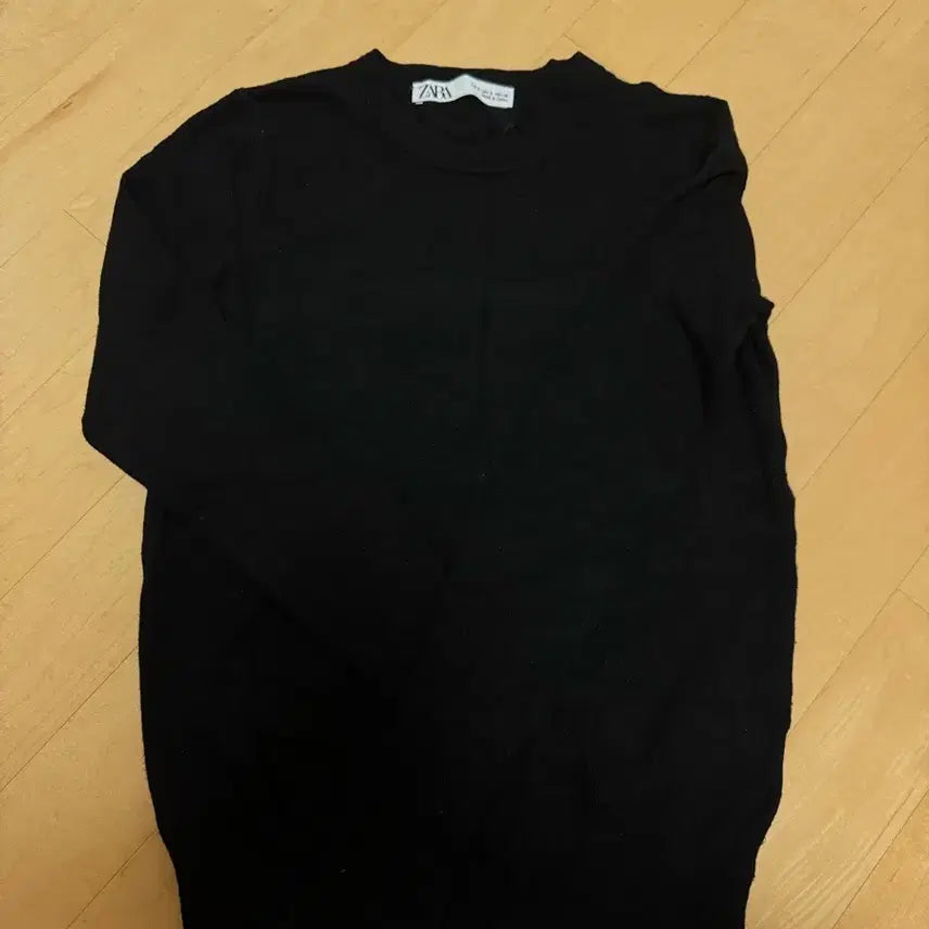 [BUNJANG] ZARA Basic Black Round Neck Knit Sweater / ZARA 블랙 기본 라운드넥 니트 S