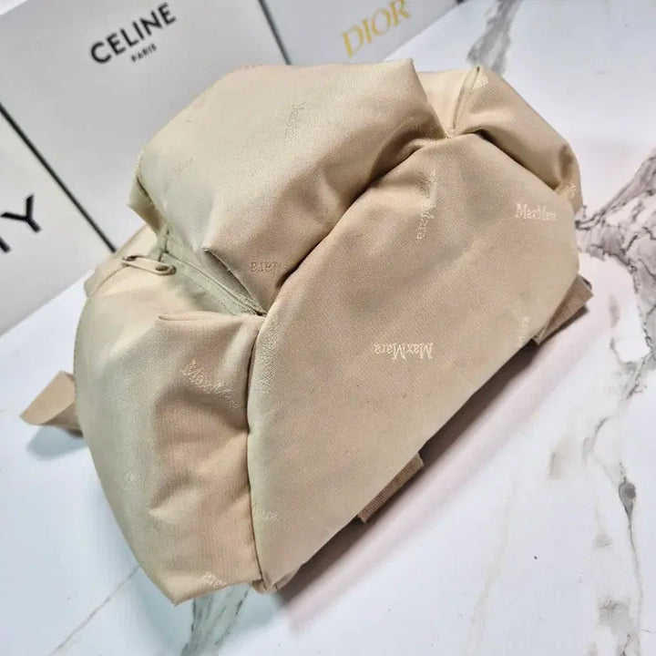 [BUNJANG] Max Mara Nylon Backpack / (정품) 막스마라 나일론 백팩 가방