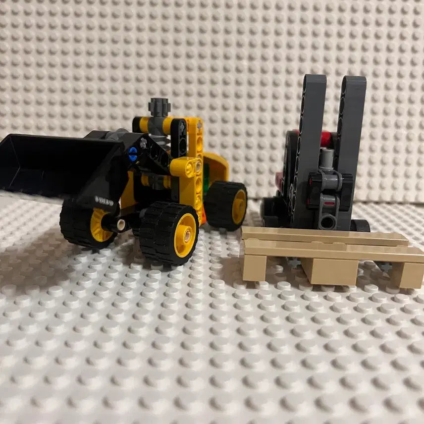 [BUNJANG] Lego Technic Small Construction Equipment Bundle Set / 레고 테크닉 소형 중장비 (조립 소장품)