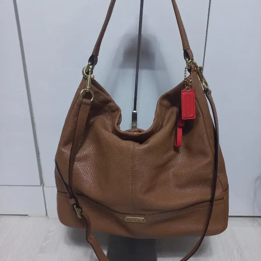 [BUNJANG] Coach Hobo Shoulder Crossbody Bag Camel / 코치 호보백 숄더백 크로스백. 카멜