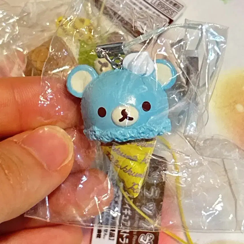 [BUNJANG] Rilakkuma Ice Cream Keychain / 리락쿠마 고전 아이스크림 키링