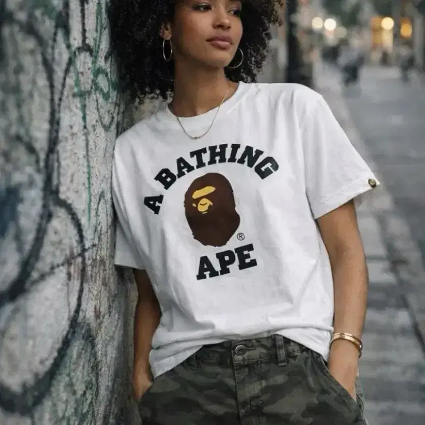 [SOLD OUT] Bape 베이프 반팔 티셔츠 블랙/화이트 미개봉 새상품