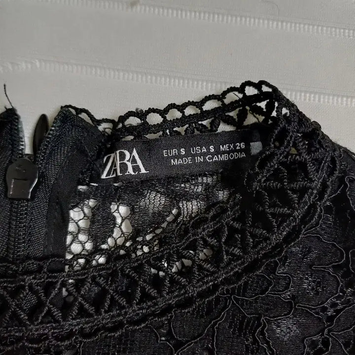 [BUNJANG] ZARA Black Lace Blouse (Size S) / 여성 자라ZARA 블랙레이스블라우스상의 55