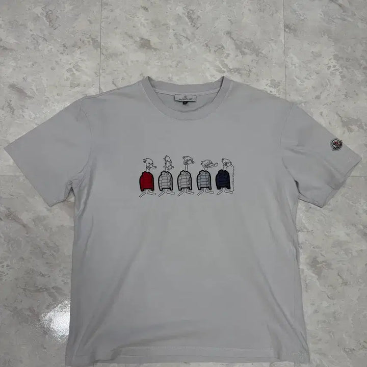 [BUNJANG] Moncler Embroidered Gray Simple T-Shirt / 몽클레어 오리자수 그레이 심플 티셔츠