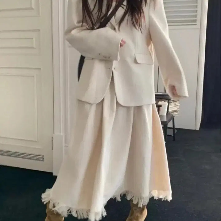 [BUNJANG] Eggis Celta Tweed Jacket Ivory Office Wear / eggis에그이즈 셀타 트위드 자켓 아이보리 오버핏 정장 출근룩 오피스룩