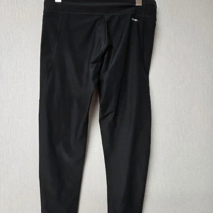 [SOLD OUT] 아디다스 여성 검정 레깅스