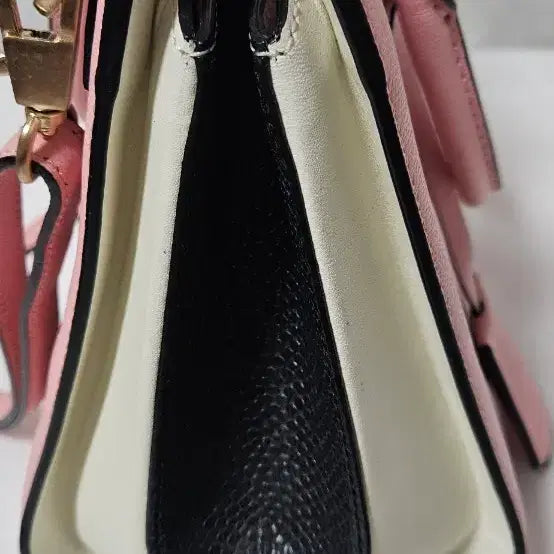 [BUNJANG] Louis Quatorze Pink Shoulder Bag / 루이까또즈 숄더백 핑크색 가방