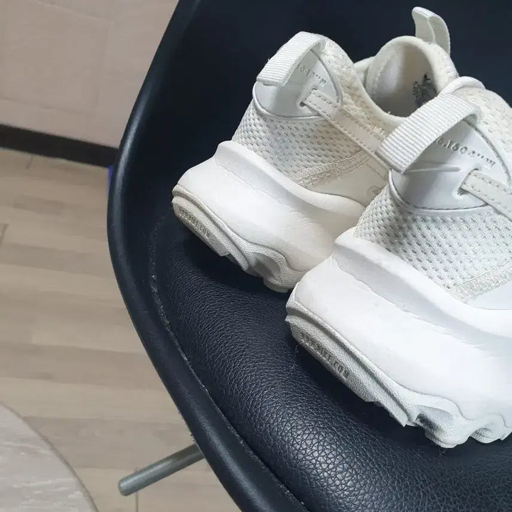 [BUNJANG] Nike White Sneakers (Women&