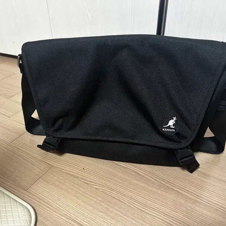 [SOLD OUT] 캉골 크로스백