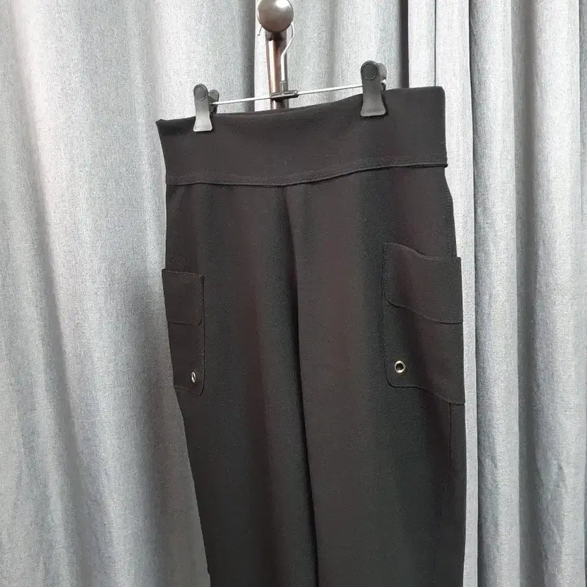 [SOLD OUT] 66이상봉 스판 블랙팬츠