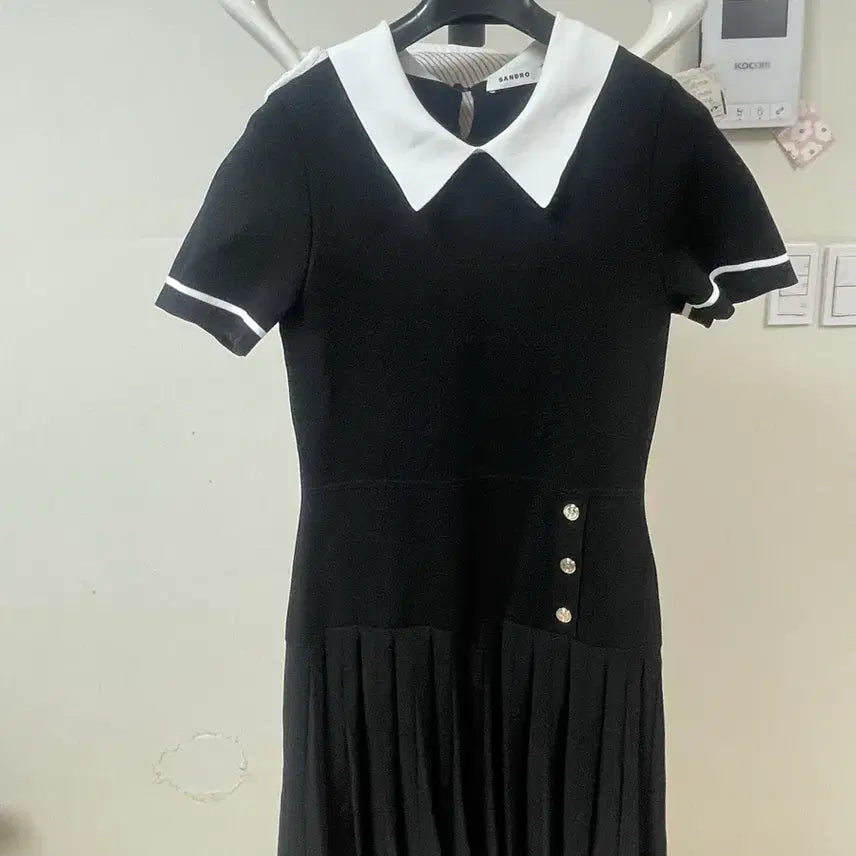 [BUNJANG] Sandro Pleated Collar Point Knit Dress / 산드로 원피스 플리츠 카라 포인트 니트 블랙 SFPRO02738