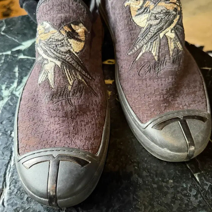 [BUNJANG] Glam.D Swallow Jacquard Slip-On Sneakers / 글램디 제비 쟈가드 슬립온