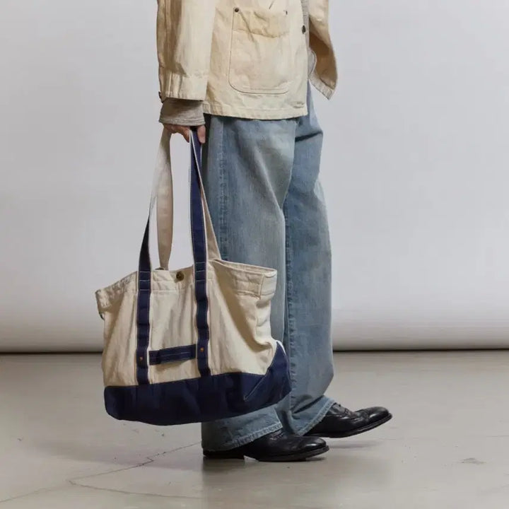 [SOLD OUT] 비헤비어 워시드 캔버스 토트백