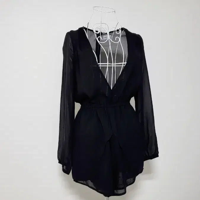 [SOLD OUT] Tiger Mist 블랙 시스루 점프수트 롬퍼