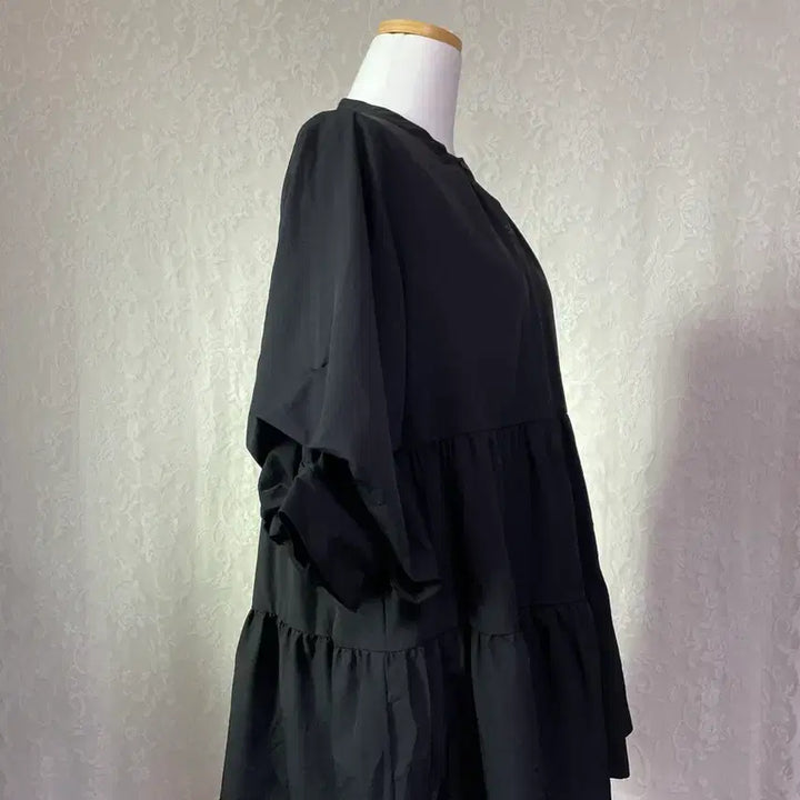 [BUNJANG] Black Shirred Blouse / 블랙 셔링 블라우스