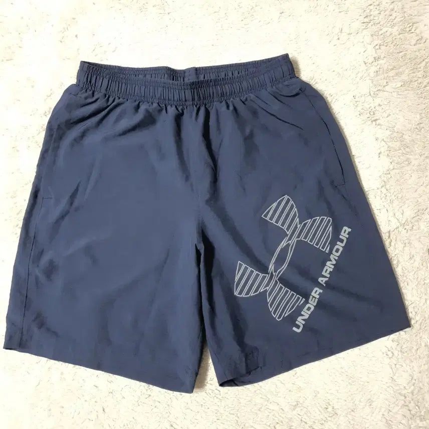 [SOLD OUT] 언더아머 반바지 M  (663