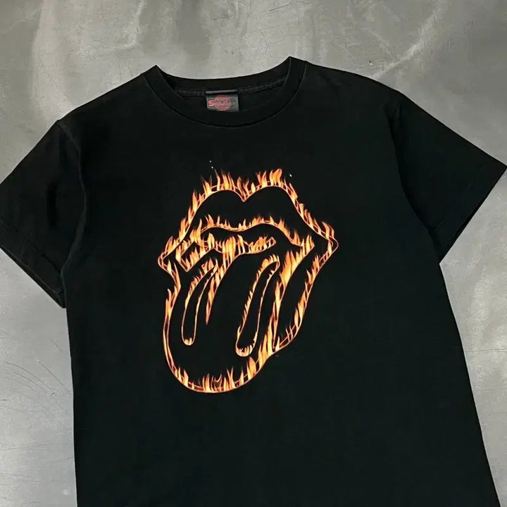 [BUNJANG] Shoot Rolling Stones Flame T-shirt / Shoot 롤링스톤 플레임 반팔티 y16327