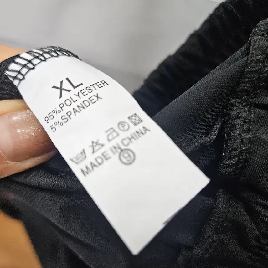 [BUNJANG] Black Mesh Hem Women&