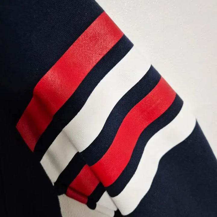 [BUNJANG] Thom Browne Navy Diagonal Stripe Sweatshirt / (정품) 톰브라운 네이비 사선 완장 맨투맨 1